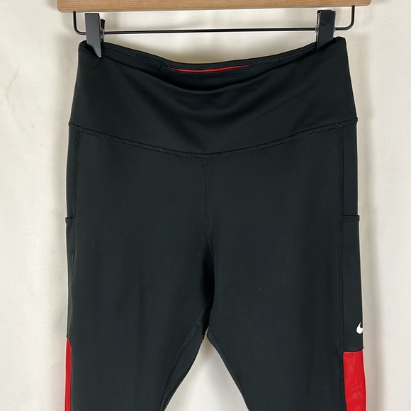 Nike Dri-Fit Women’s Leggings – Size Medium - Picture 2 of 5